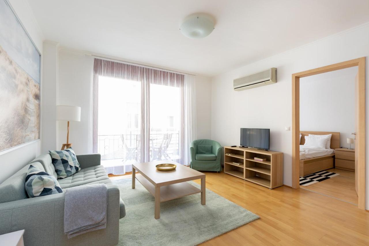 Super Central, 2-Bedroom Apartment With Terrace Будапеща Екстериор снимка