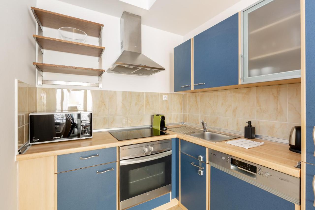 Super Central, 2-Bedroom Apartment With Terrace Будапеща Екстериор снимка